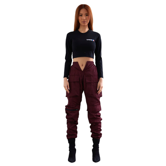 Camisa negra de manga larga corta