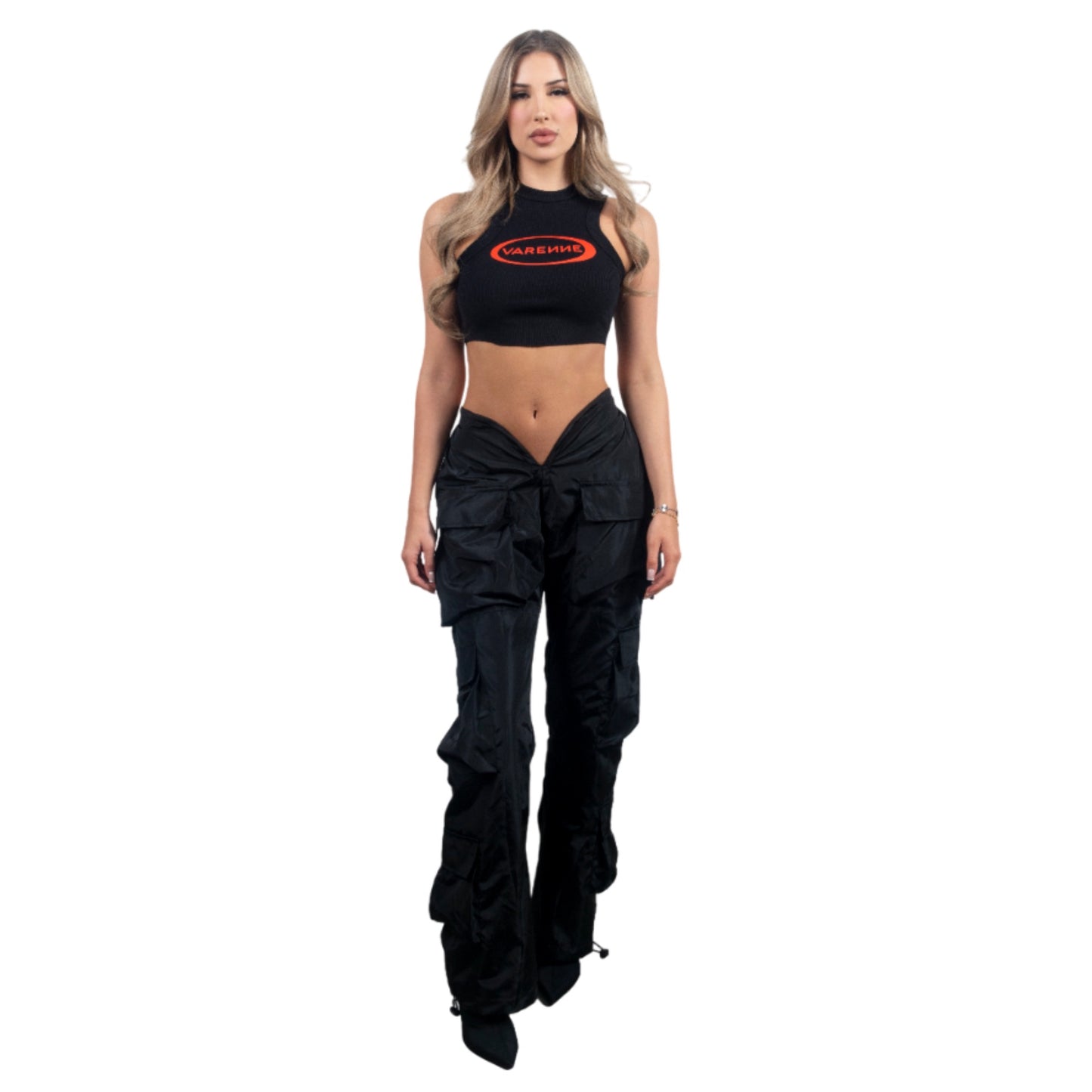 Pantalones cargo con corte en V y tinta