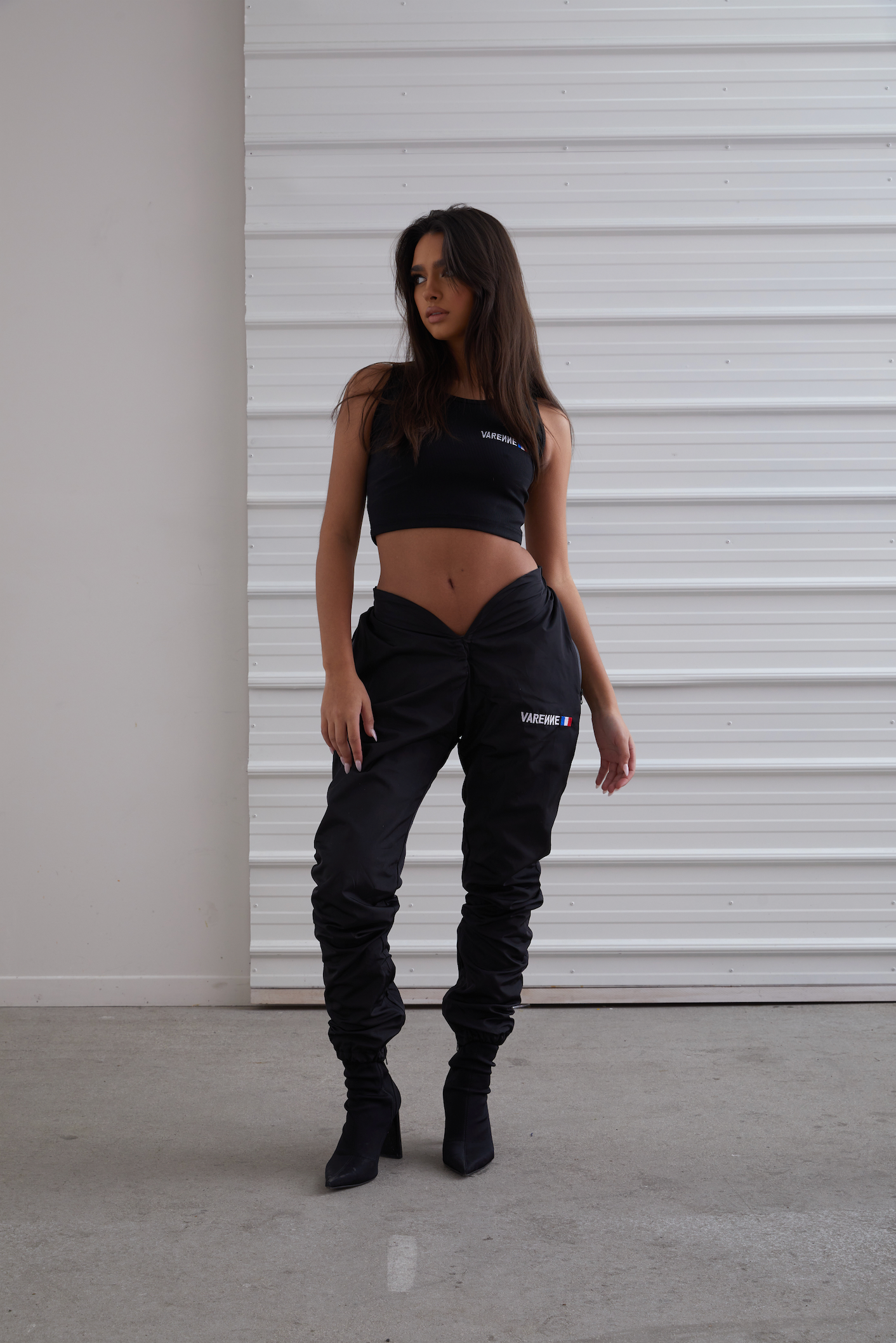 V Cut Slush Joggers Black